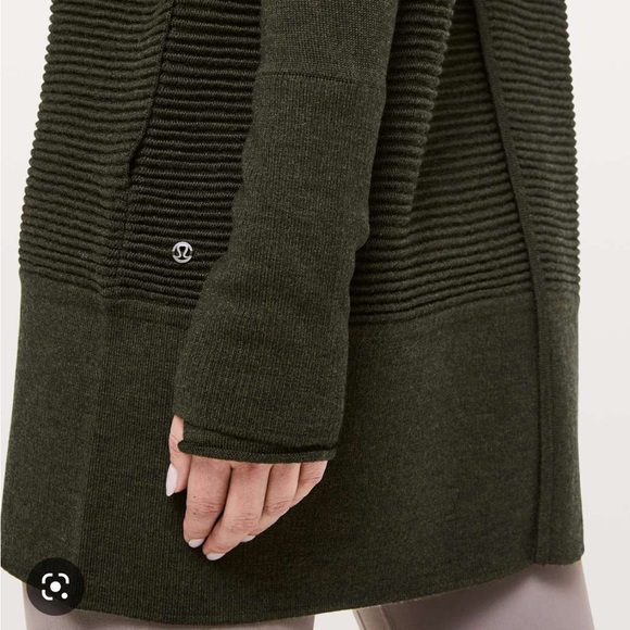 Lululemon cardigan - Picture 3 of 9